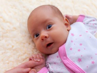 Quels réflexes doivent être présents chez un nouveau-né ?